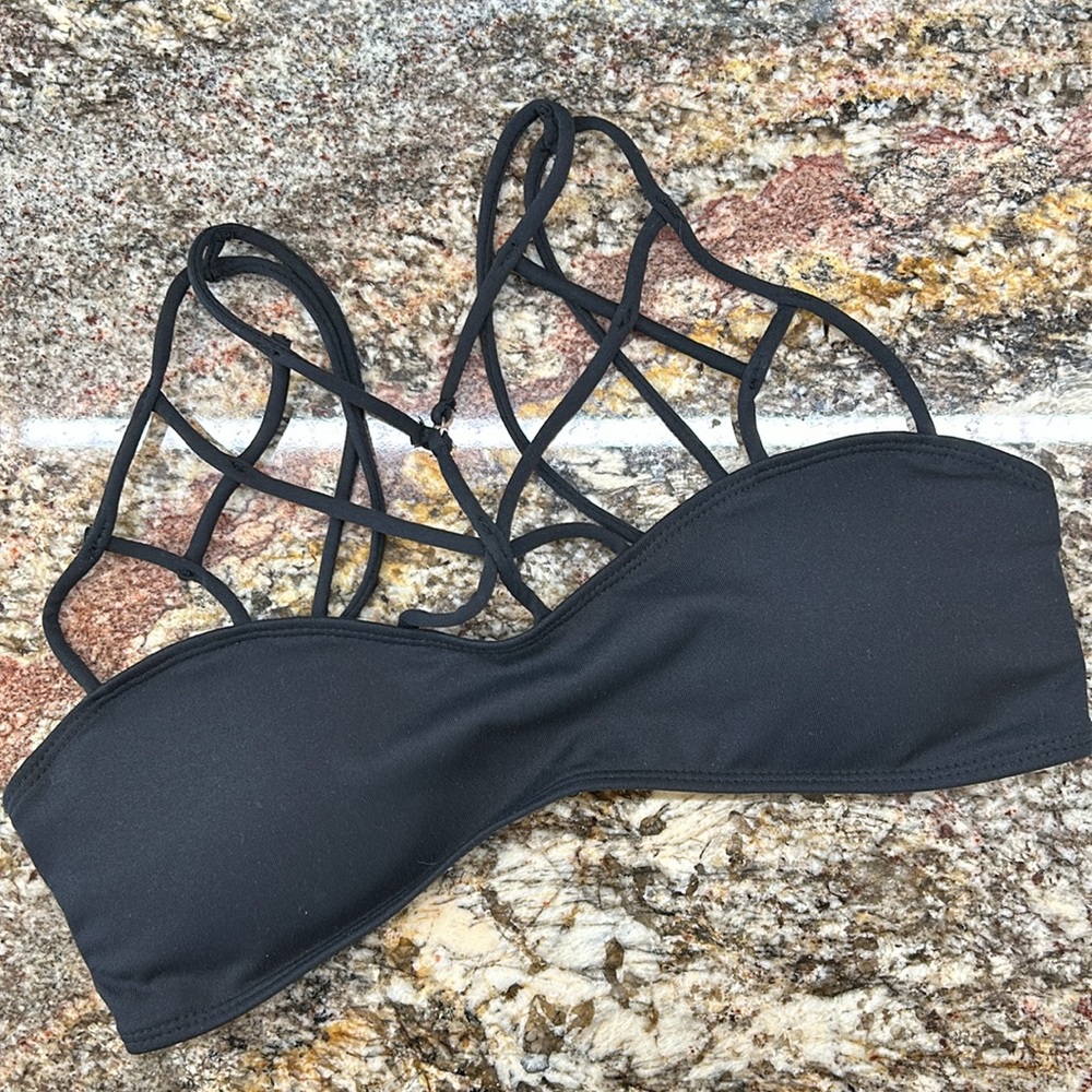 Cage-front Bralette - Black - Medium